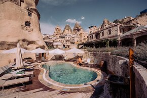 Aza Cave Hotel Special Class