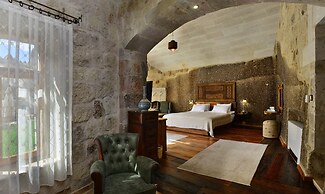 Aza Cave Hotel Special Class