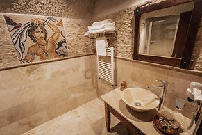 Aza Cave Hotel Special Class