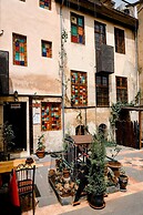 DOĞANBEY KONAĞI