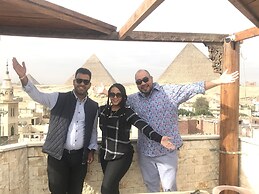 City pyramids inn