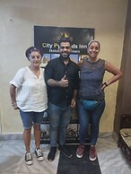 City pyramids inn