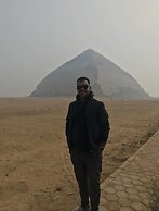 City pyramids inn