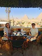 City pyramids inn