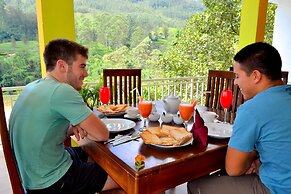 Grand Adams Peak Hotel