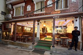 Maya Boutique Hotel