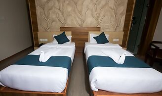 Maya Boutique Hotel