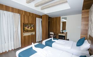 Maya Boutique Hotel