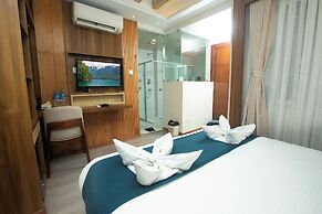 Maya Boutique Hotel