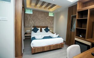 Maya Boutique Hotel