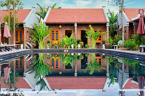 Tam Coc Banana Bungalow