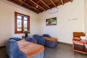 Tam Coc Banana Bungalow