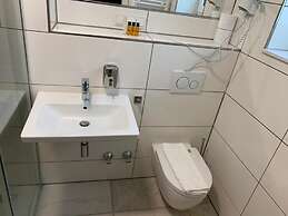 Hotel Isha