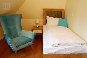 Hotel Isha