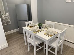 GuywoodHouse