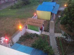 Dreamland Cottage Restaurant Guesthouse