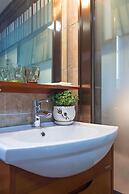 Hongyadong Full River View Apartment