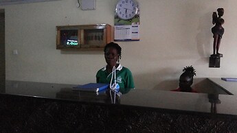 Leosim Hotel