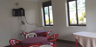 Mango Cottages & Recreation Center
