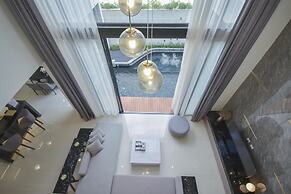 MIDA Grande Resort Phuket