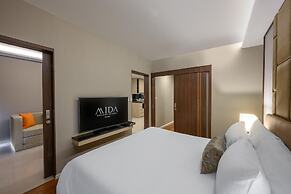 MIDA Grande Resort Phuket