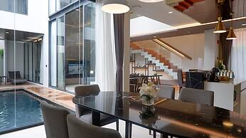 MIDA Grande Resort Phuket