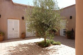 Palais Villa Talaa Resort