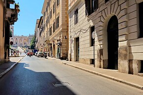 Roma Five Suites