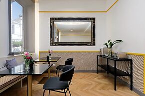 Roma Five Suites