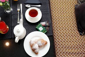 Roma Five Suites