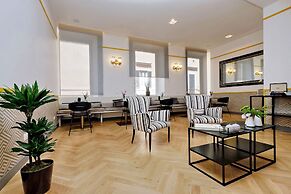Roma Five Suites