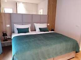 Regentova Suites