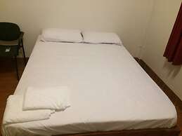 Hotel Midnight