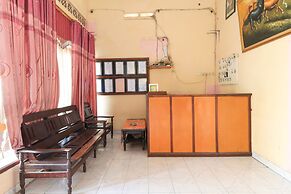 Erysa Hotel