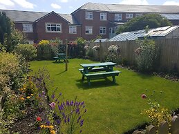 Dorset Arms Hotel
