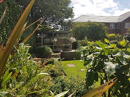 Dorset Arms Hotel