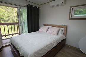 Moonlight Village Pension