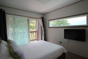 Moonlight Village Pension