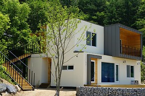 Moonlight Village Pension