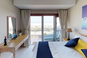 Dolphin Beachfront Condo