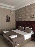 Capitol Hotel