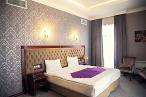 Capitol Hotel