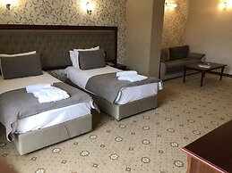 Capitol Hotel