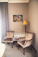 Capitol Hotel