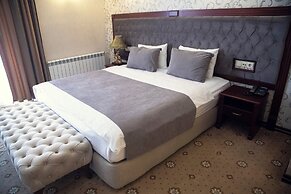 Capitol Hotel