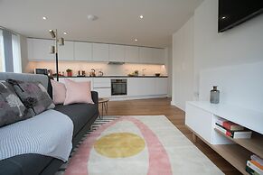 Moonside - Stunning Angel Apartments