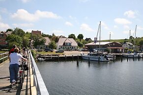 Am Yachthafen