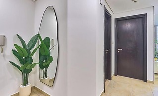bnbme | Gold Crest Views | 2 BDR