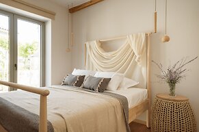 Elies Residences