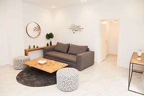 Luxurious Apartment in Athens Downtown
